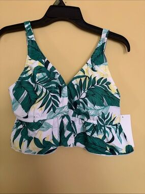 Tropical Leaf Print Ruffle Bikini Top and High Waisted bottoms - Green/White NWT